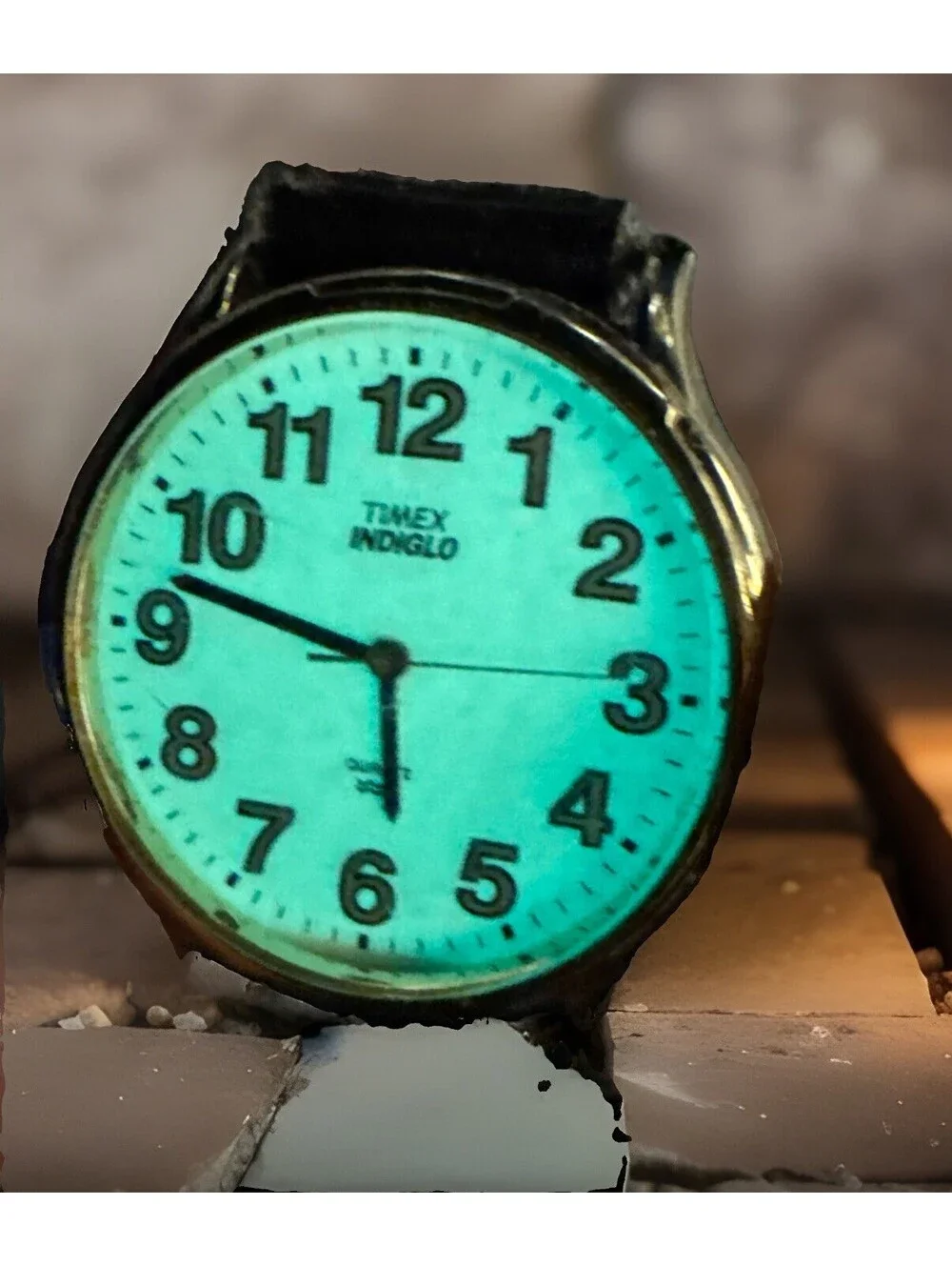 Vintage Timex Indiglo Easy Reader Gold Tone April 2001 Working | New Battery